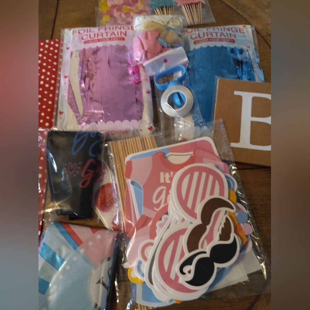 50 + pieces Gender reveal party kit over